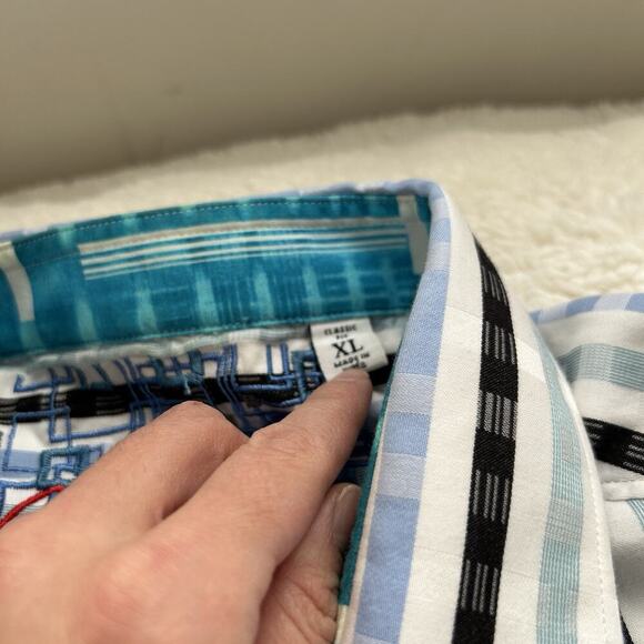 Robert Graham Long Sleeve Button Up Shirt Men's XLarge Blue White Striped - Picture 7 of 8